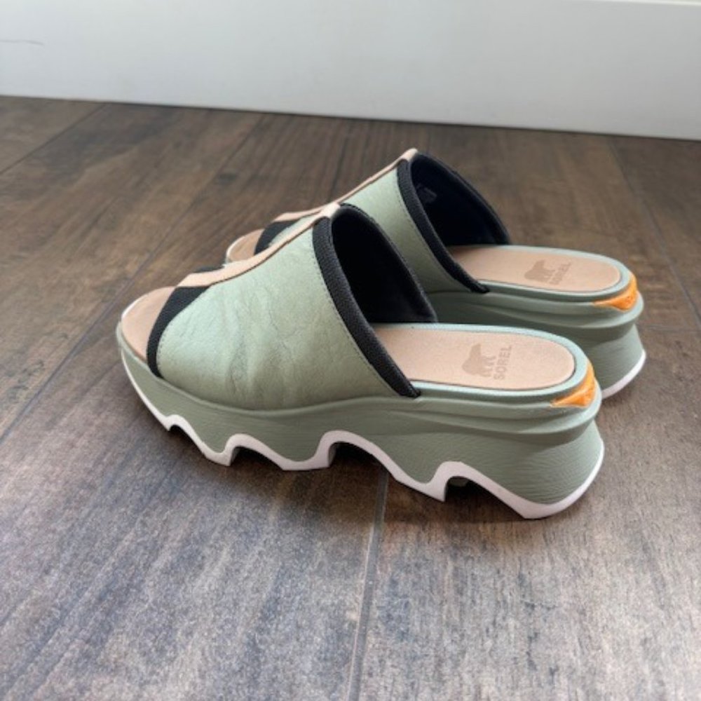 KINETIC™ IMPACT SLIDE HIGH WOMEN'S WEDGE SANDAL